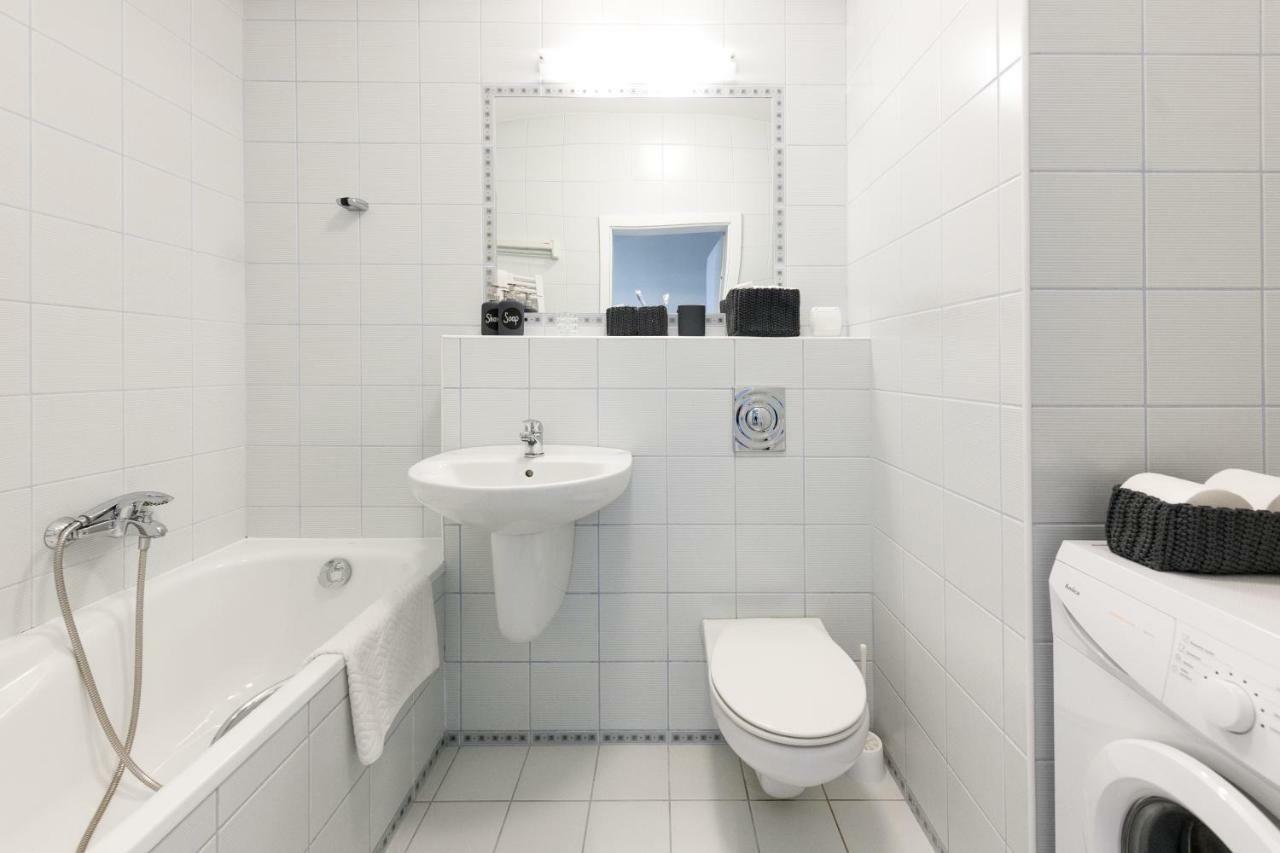 Sunny 1 Room Apartment With The View Over Cracow Krasków Eksteriør bilde
